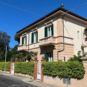 Pura Vida Viareggio