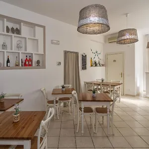 City Hotel Отель